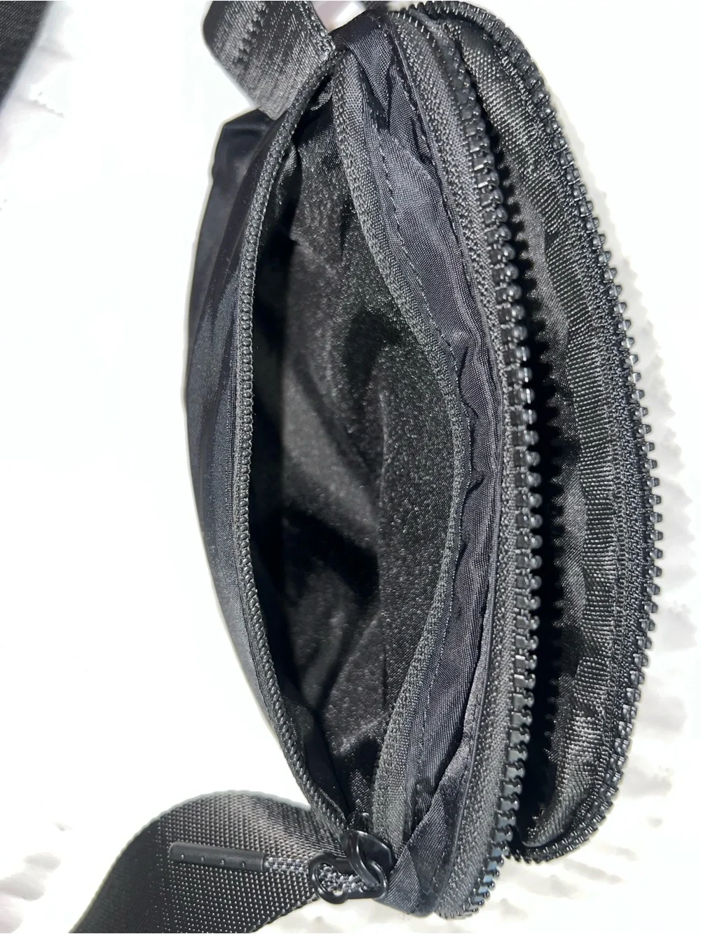 Lululemon waist bag